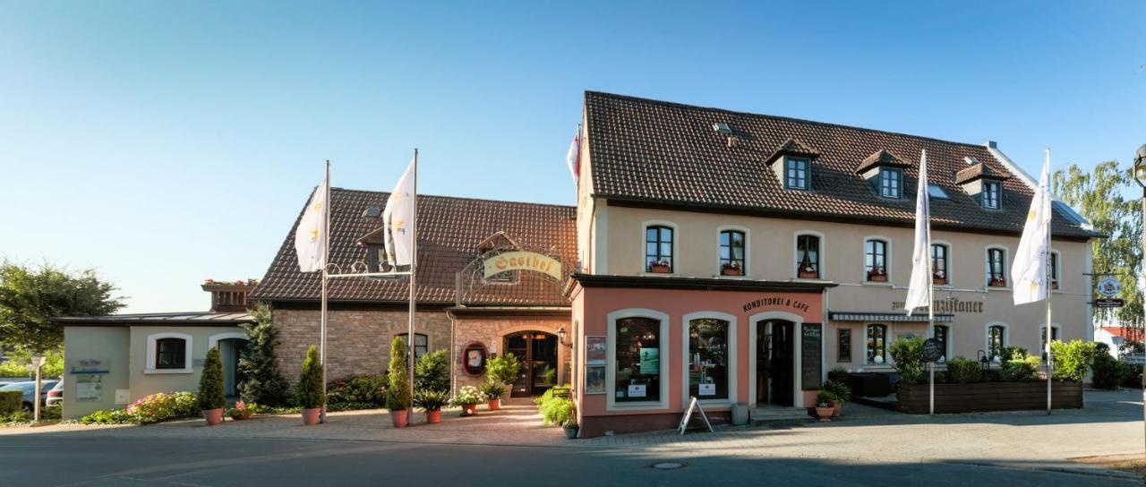 Akzent Hotel Franziskaner Dettelbach Exterior photo